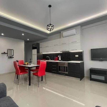 Maxim Deluxe Apartment Nea Alikarnassos Esterno foto